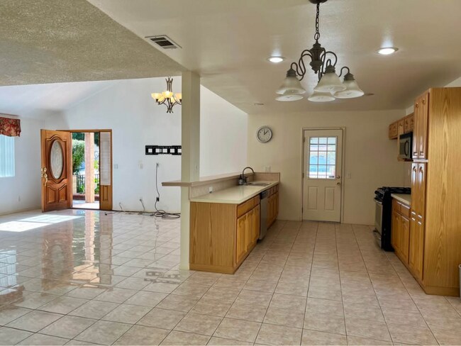 Foto del edificio - 2346 Seabright Ave