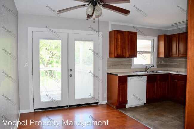 Foto del edificio - 4 br, 1.5 bath House - 8570 James A Reed Rd.