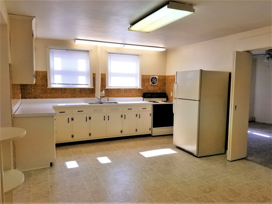 605 3rd St Unit Apt 1, Hanover, PA 17331 Apartments in Hanover, PA