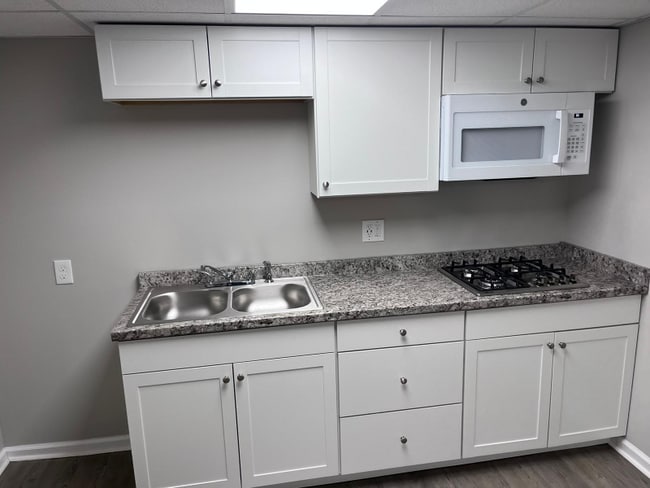 Foto del edificio - 3064 Hicks Rd