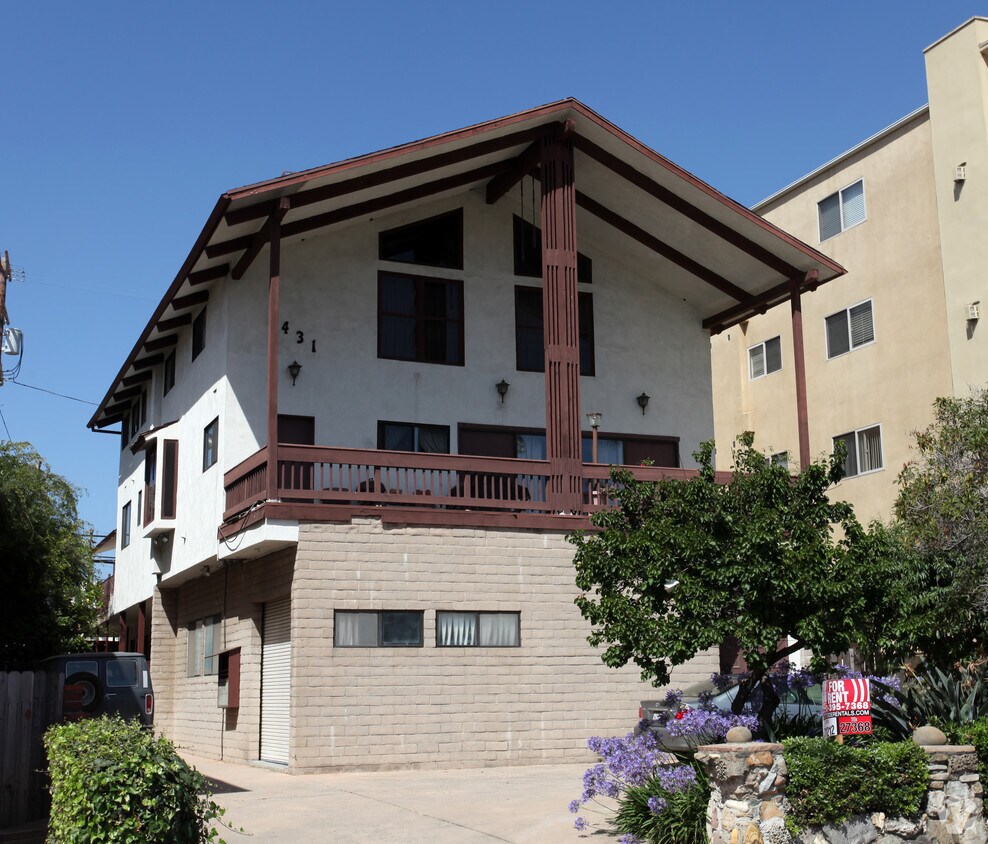 Building Photo - 1433 S Westgate Ave