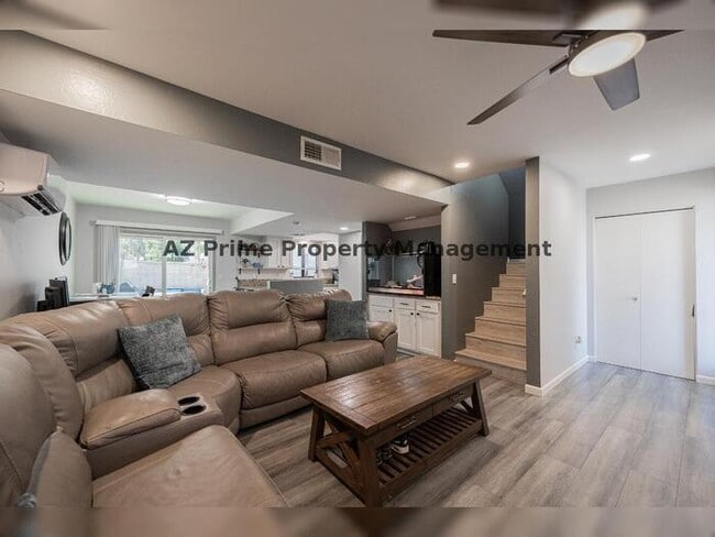 Building Photo - 2535 W Canyon Crest Cir