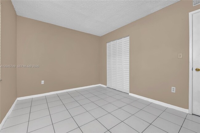 Building Photo - 6041 W 24th Ave