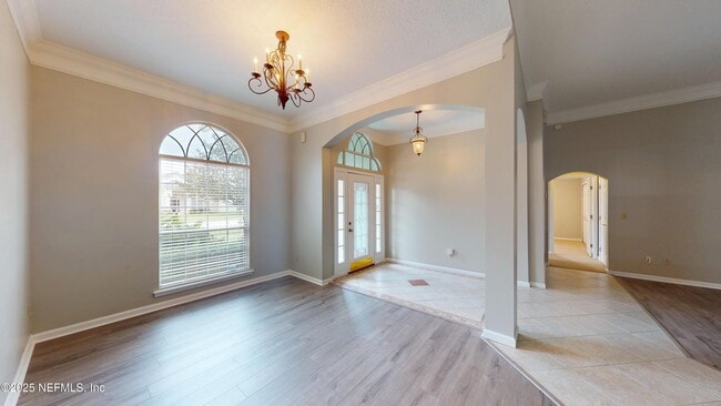 Foto del edificio - 11861 Lake Fern Dr