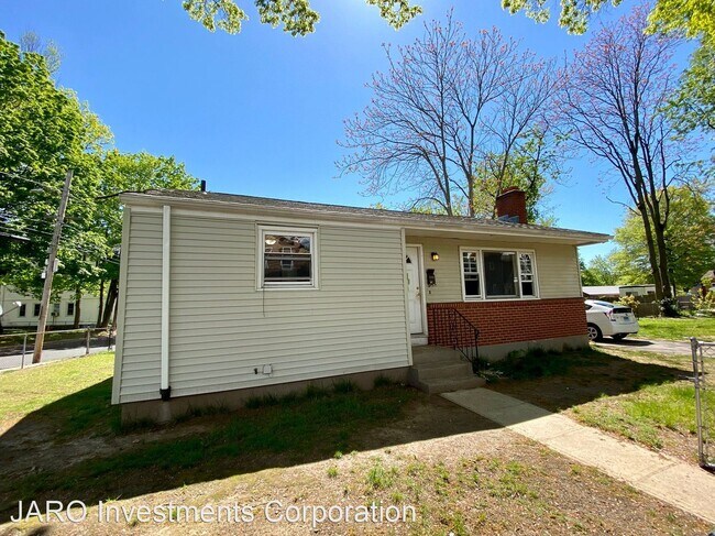 Building Photo - 3 br, 1 bath House - 36 Waverly St