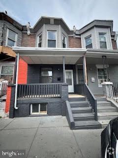 Building Photo - 653 E Thayer St