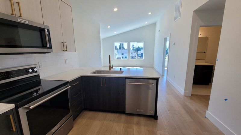 Foto principal - 4522 NE 59th Ave