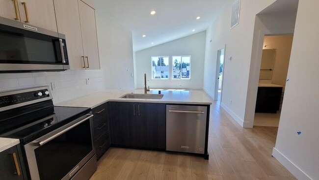 Photo - 4522 NE 59th Ave House