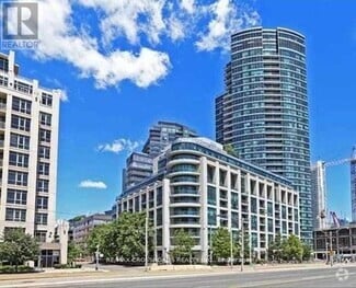Building Photo - 600-600 Fleet St