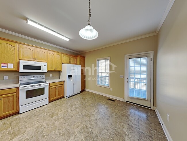 Foto del edificio - 24 Lakewood Ct NW