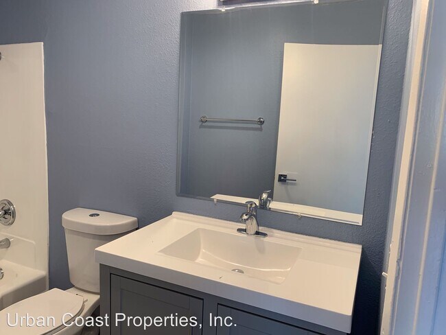 Building Photo - 594 Graves Ave