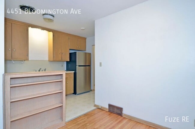 Building Photo - 4451 Bloomington Ave