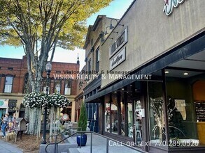 Building Photo - 105A Barnes Ave