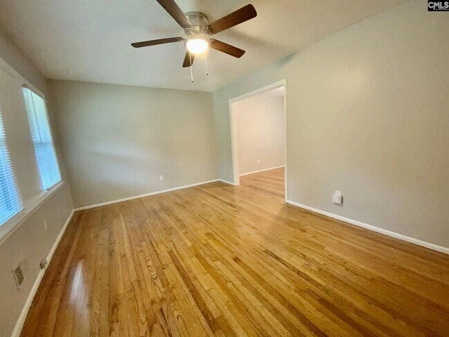 Foto del edificio - 101 Woodcrest Dr