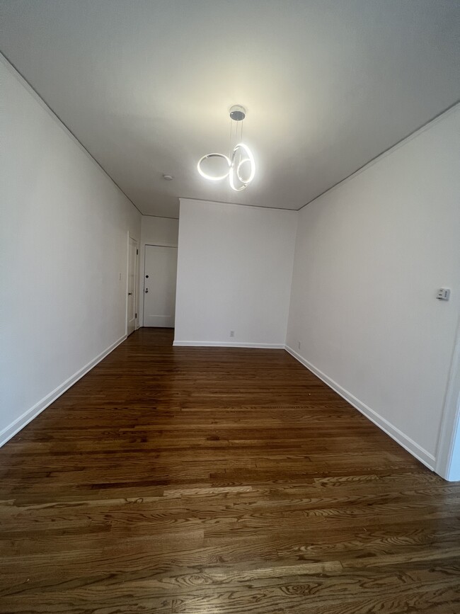 Building Photo - 15 Eastwind St