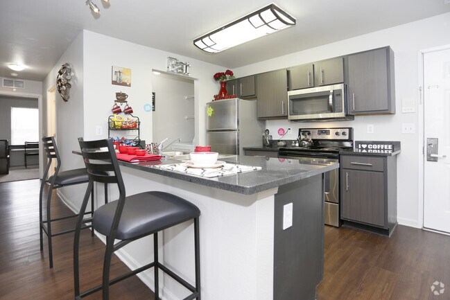 4 habitaciones, 2 baños - Esmeralda - The Club at Chandler Crossings