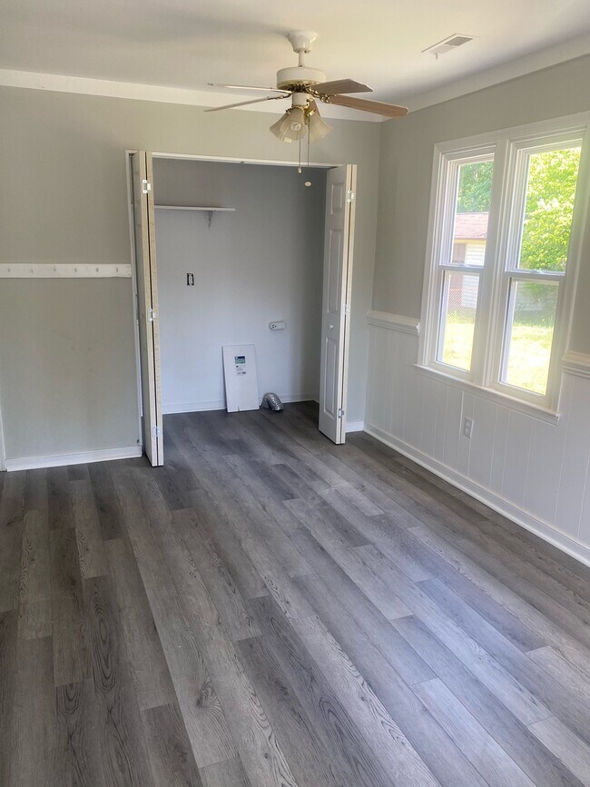 Comedor en cocina/lavandería - 6325 MacBeth Ct