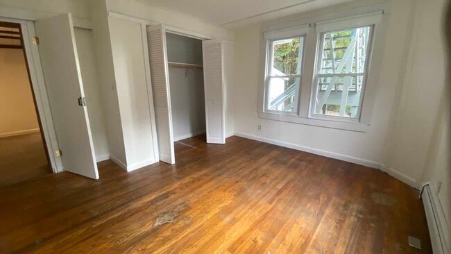 Building Photo - 19 Powell St