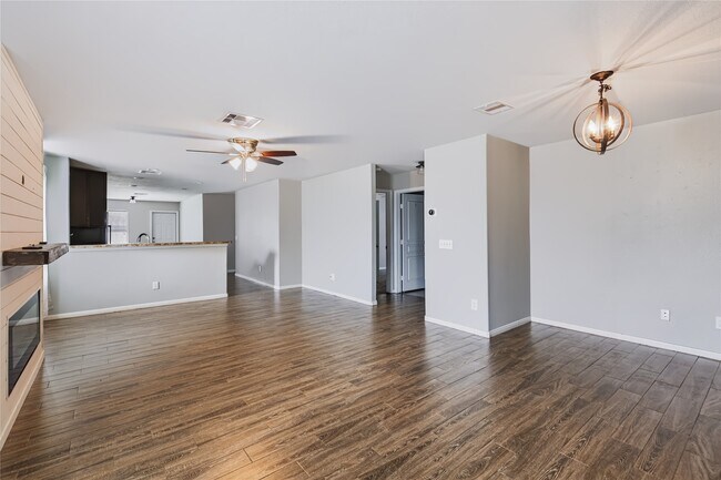 Foto del edificio - 834 Coffee Mill Creek Ln