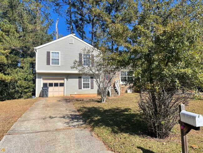 Building Photo - 3809 Dakota Ct NW
