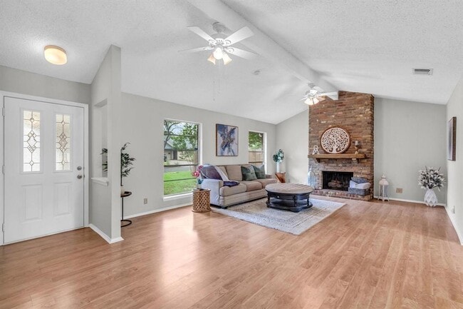 Building Photo - 10302 Timbercrest Ln