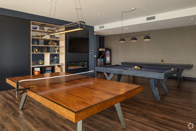 Lounge - Game Area - The Adria