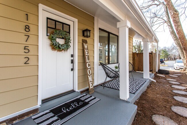 Foto del edificio - 18752 Curry Powder Ln