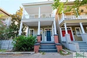 Foto principal - 310 E Henry St