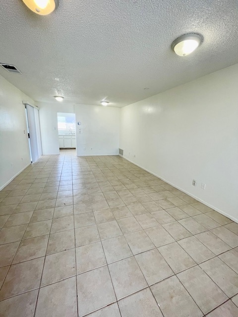 Foto del edificio - 27690 Connie Way