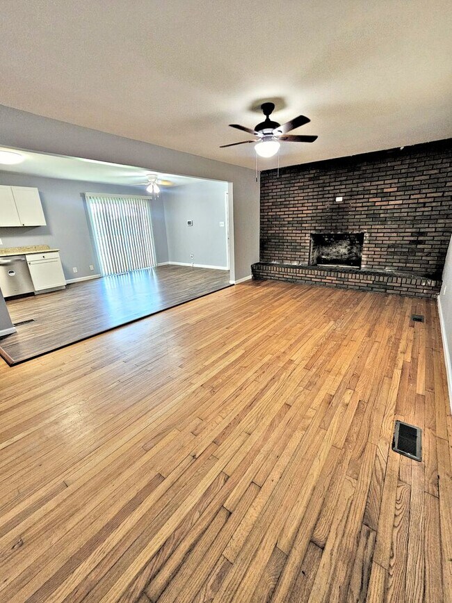 Foto del edificio - HOUSE FOR RENT - DECATUR