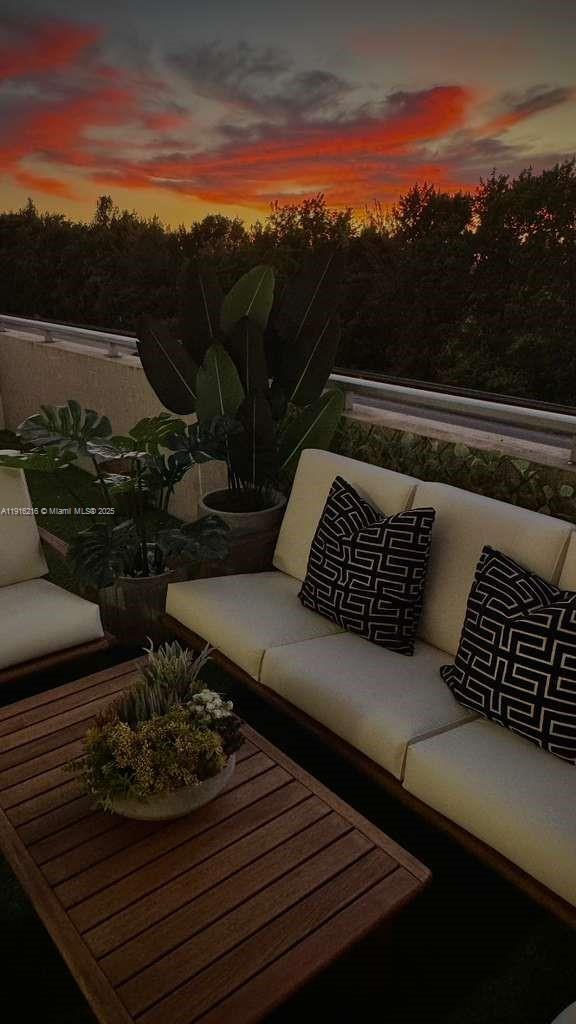 Foto del edificio - 7825 NW 107th Ave