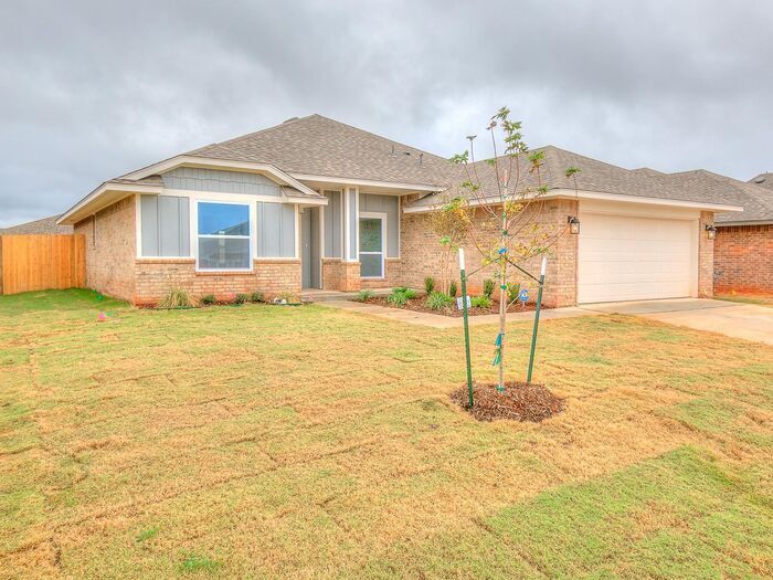 Primary Photo - 2213 Norwood Dr