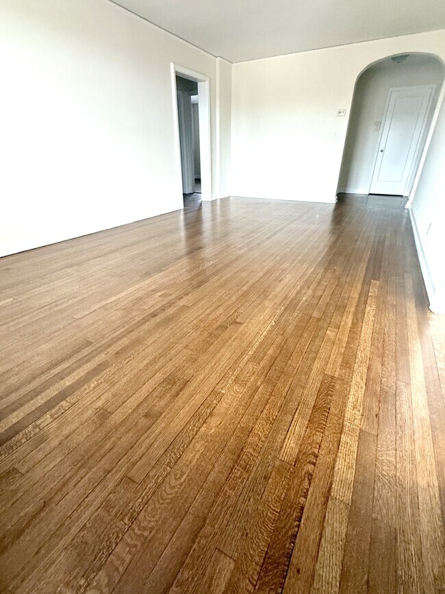 Foto del edificio - 12 Oak Ave