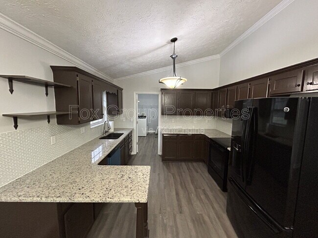 Foto del edificio - 158 Westscott Dr
