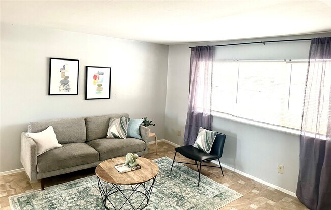 Foto del edificio - 11609 Chimney Rock Rd