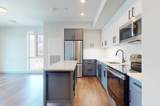 Building Photo - 80 Rugg Rd