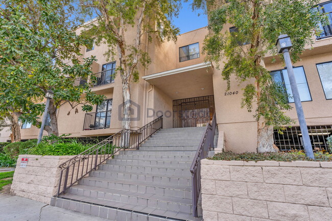 Building Photo - 21040 Parthenia St