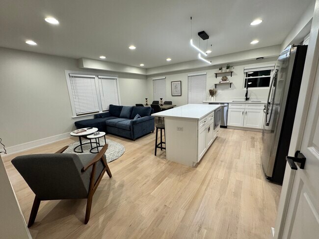 Foto del edificio - 4000 Forest Ave