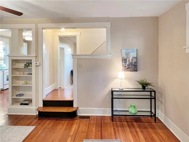 Elegant Space - 1453 Park Blvd