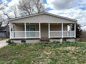 Building Photo - 5700 Bales Ave