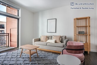 Building Photo - 449 Canal St