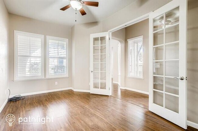 Foto del edificio - 4421 Coppola Cir, Elk Grove, CA, 95758