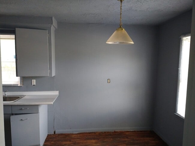 Building Photo - 16665 San Juan Dr