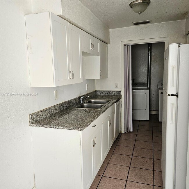Foto del edificio - 1408 SW 9th Ave