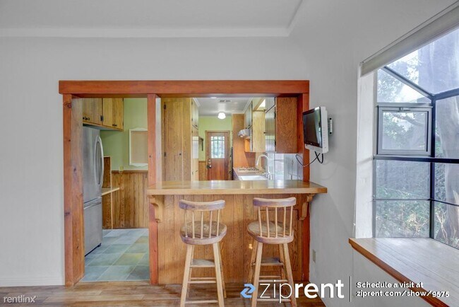 Foto del edificio - 3 br, 2.5 bath House - 5938 Matilija Avenu...