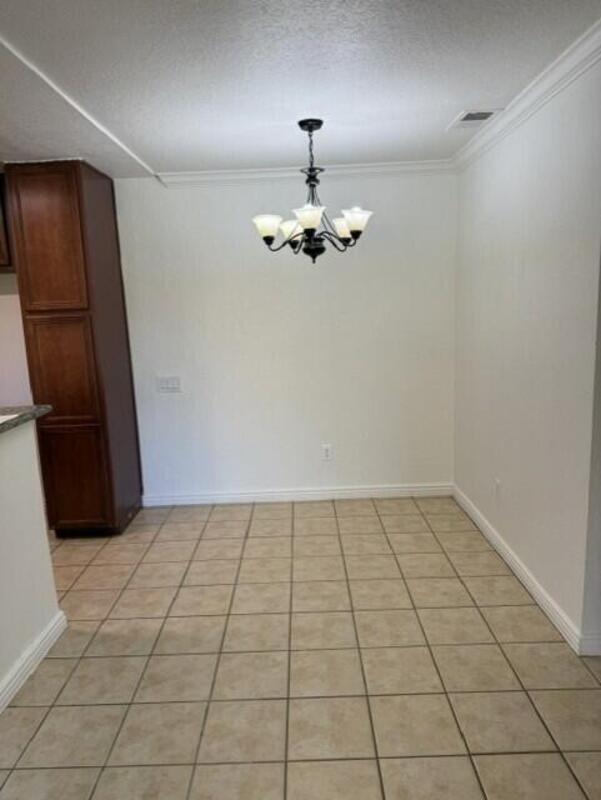 Foto del edificio - 78650 Ave 42
