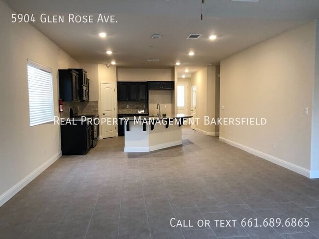 Foto del edificio - 5904 Glen Rose Ave