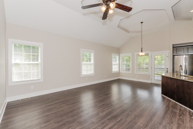 Building Photo - 1724 Brick Ct