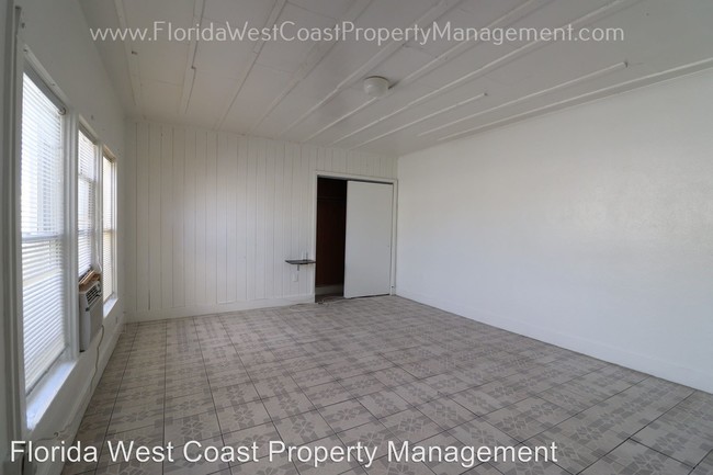 Building Photo - 3525 14th St W