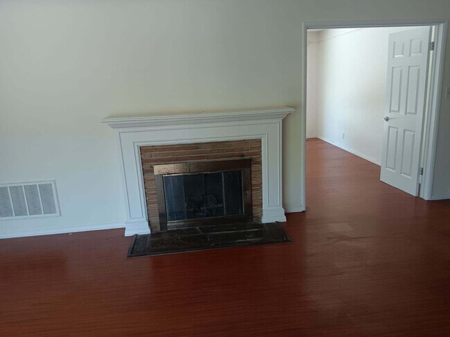 Foto del edificio - 7318 W 88th St